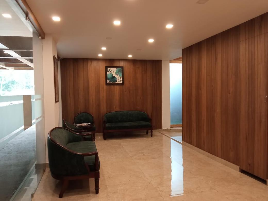 Mpsroyalsuites Perintalmanna Kültér fotó